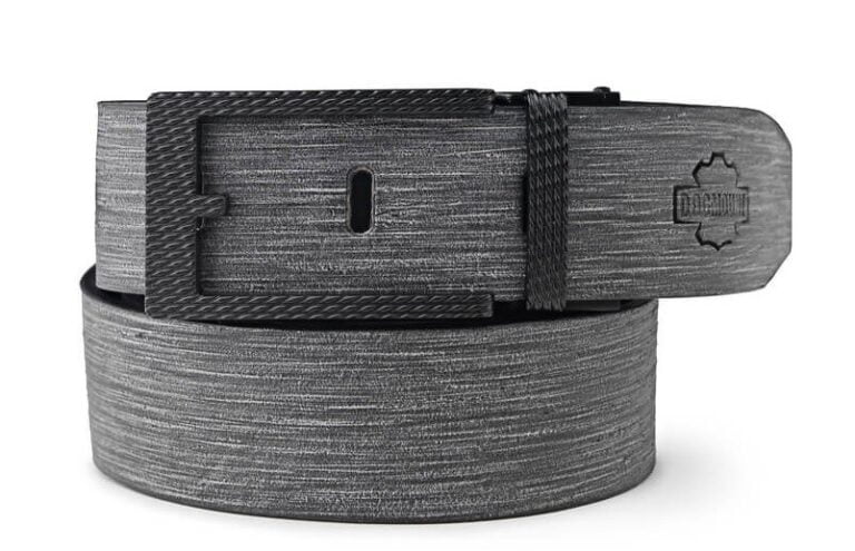 Šedý opasek pro dámy i pány