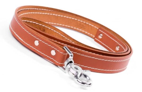 Hnědé kožené vodítko pro psa prošití