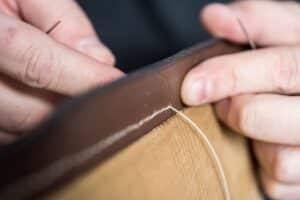 Ruční šití a zakázková výroba z kůže, kožené obojky a opasky ručně šité - dfd87a07f015a8d5ad8f17809