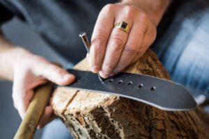 Ruční šití a zakázková výroba z kůže, kožené obojky a opasky ručně šité - f2c3175475bae3d90061db3ed