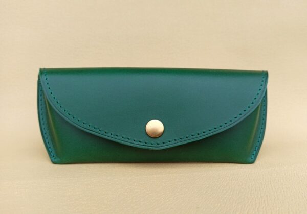 kožené pouzdro na brýle